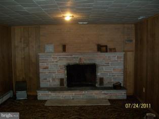 5729 Pindell Road Lothian, MD 20711 - Photo 4 of 9 Family Room