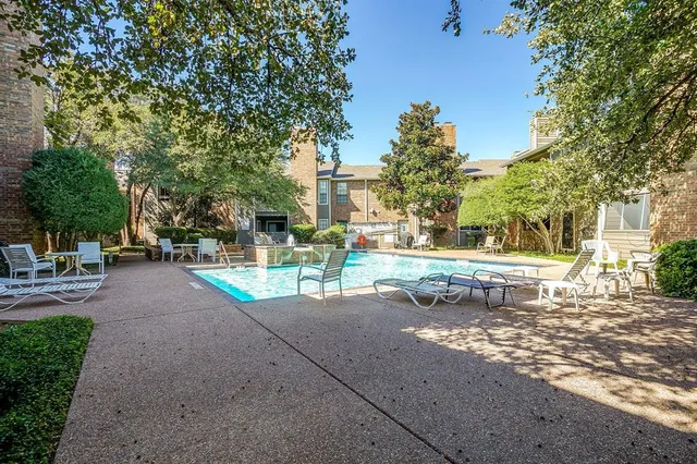 $185,000 | 1206 Riverchase Lane, Unit 251, Arlington, TX 76011