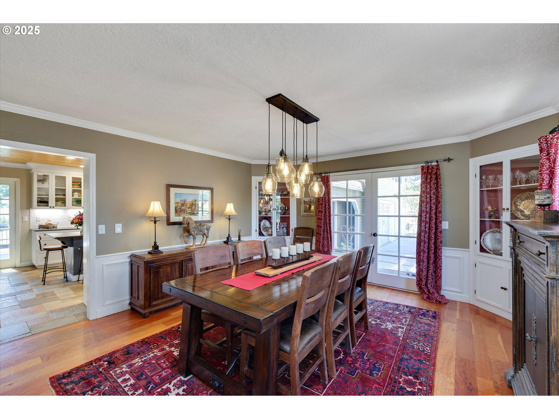 11800 South Carus Road Canby, OR 97013 - Photo 13 of 45 a dining room with furniture window and wooden floor