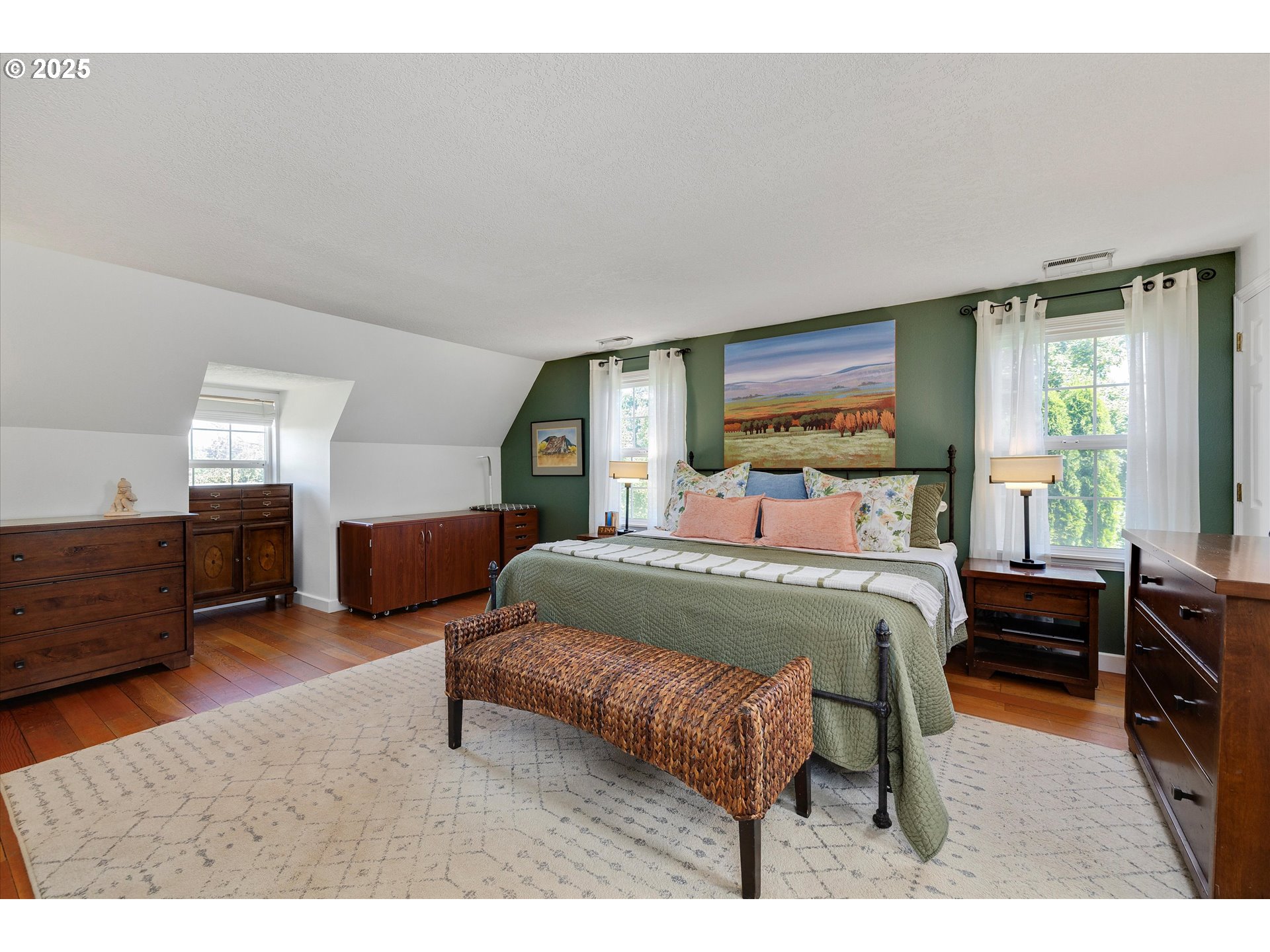 11800 South Carus Road Canby, OR 97013 - Photo 16 of 45 a bedroom with furniture and a dresser