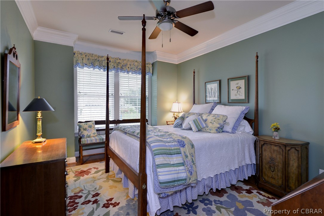4235 Old Lock Road Williamsburg, VA 23188 - Photo 20 of 46 Bedroom 2 is on the first floor with updated full bath???????????????????????????????? adjacent.