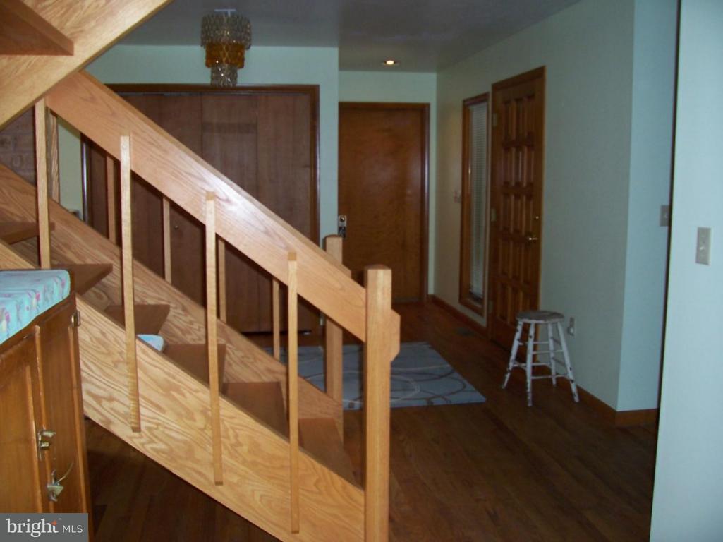 595 Hess Road Elizabethtown, PA 17022 - Photo 2 of 26 Gallery Image 2