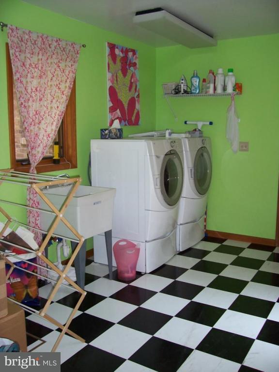 595 Hess Road Elizabethtown, PA 17022 - Photo 21 of 26 Gallery Image 21