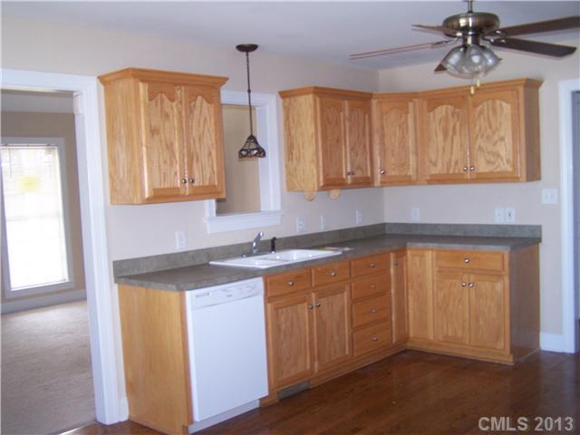2061 Centergrove Road Kannapolis, NC 28083 - Photo 3 of 10 Gallery Image 3