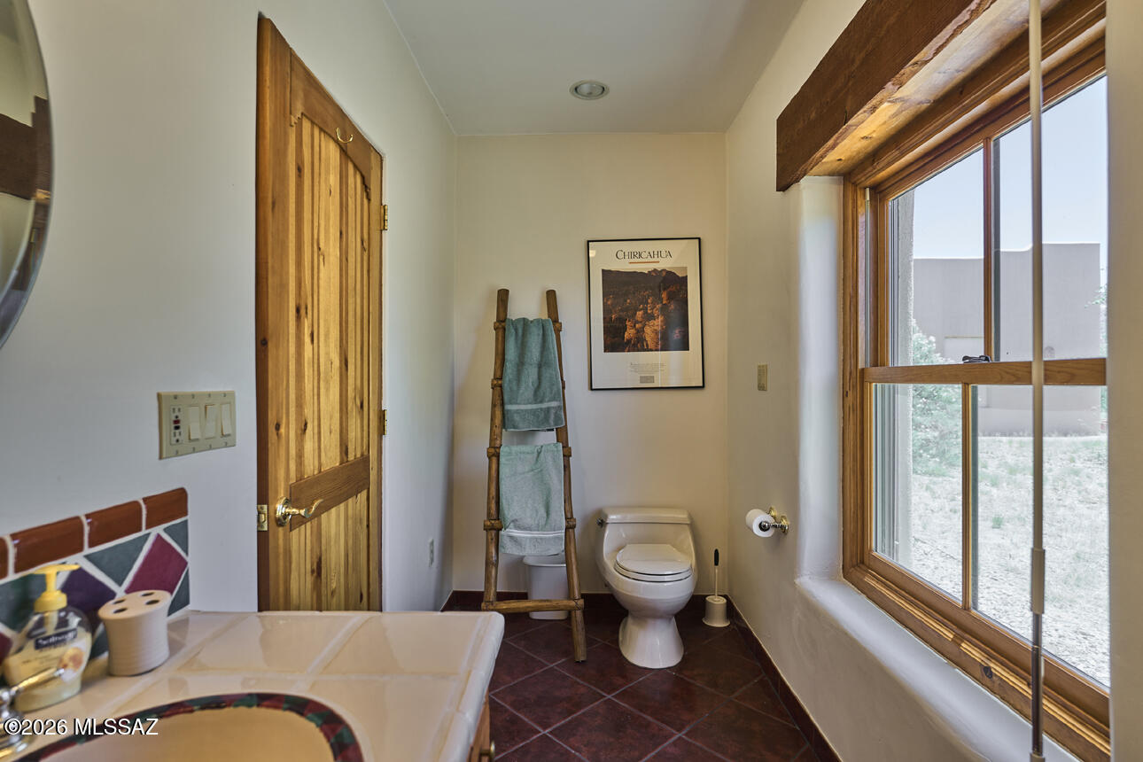 14075 South Sunglow Road Pearce, AZ 85625 - Photo 38 of 42 L__ Guest Bathroom 2