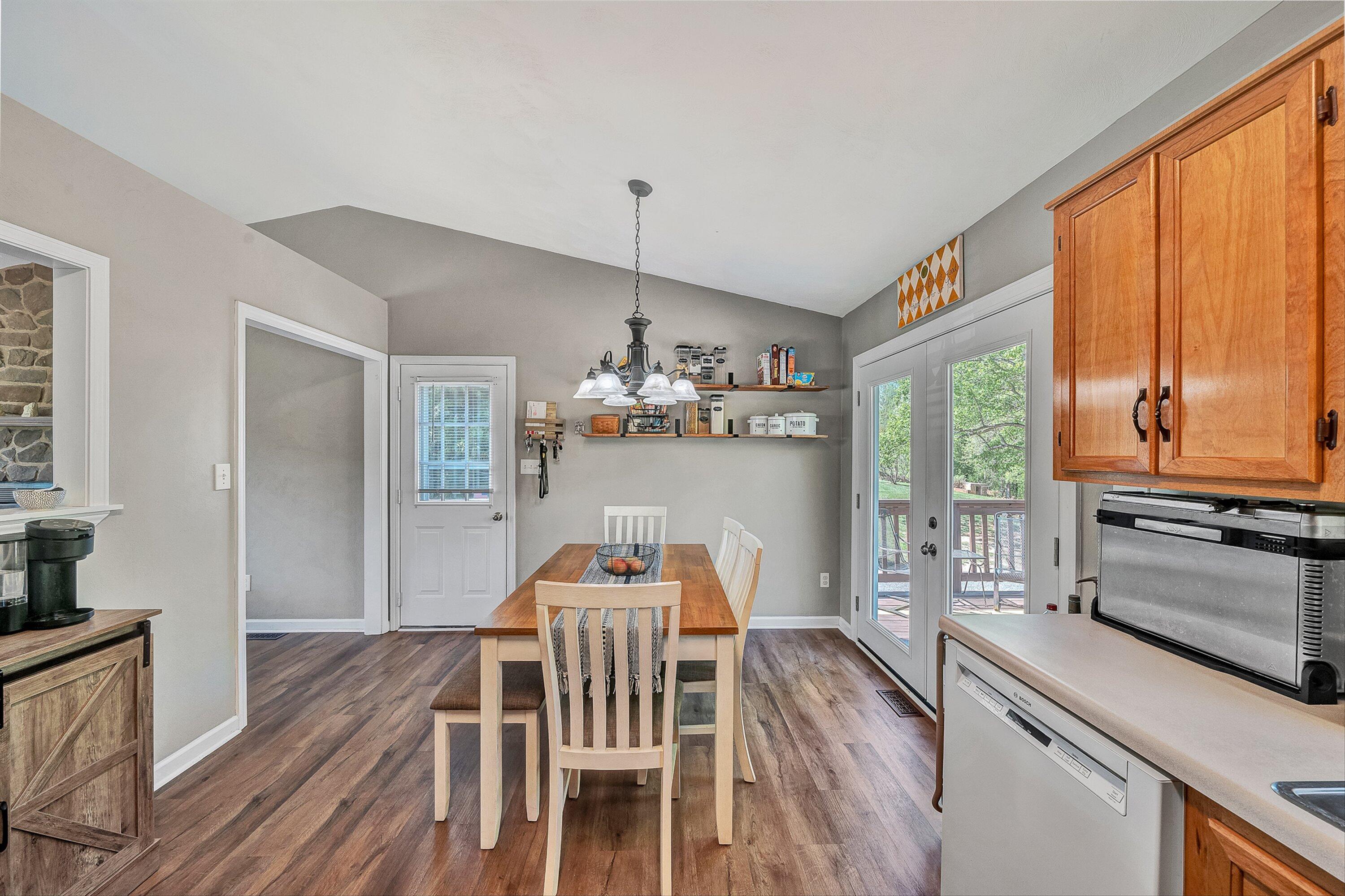 1302 Goodview Road Goodview, VA 24095 - Photo 13 of 39 12-VM-03141