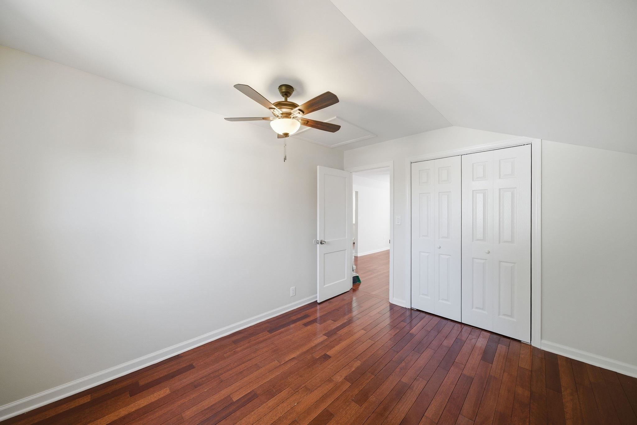 386 Kinderkamack Road Oradell, NJ 07649 - Photo 11 of 18 Gallery Image 11