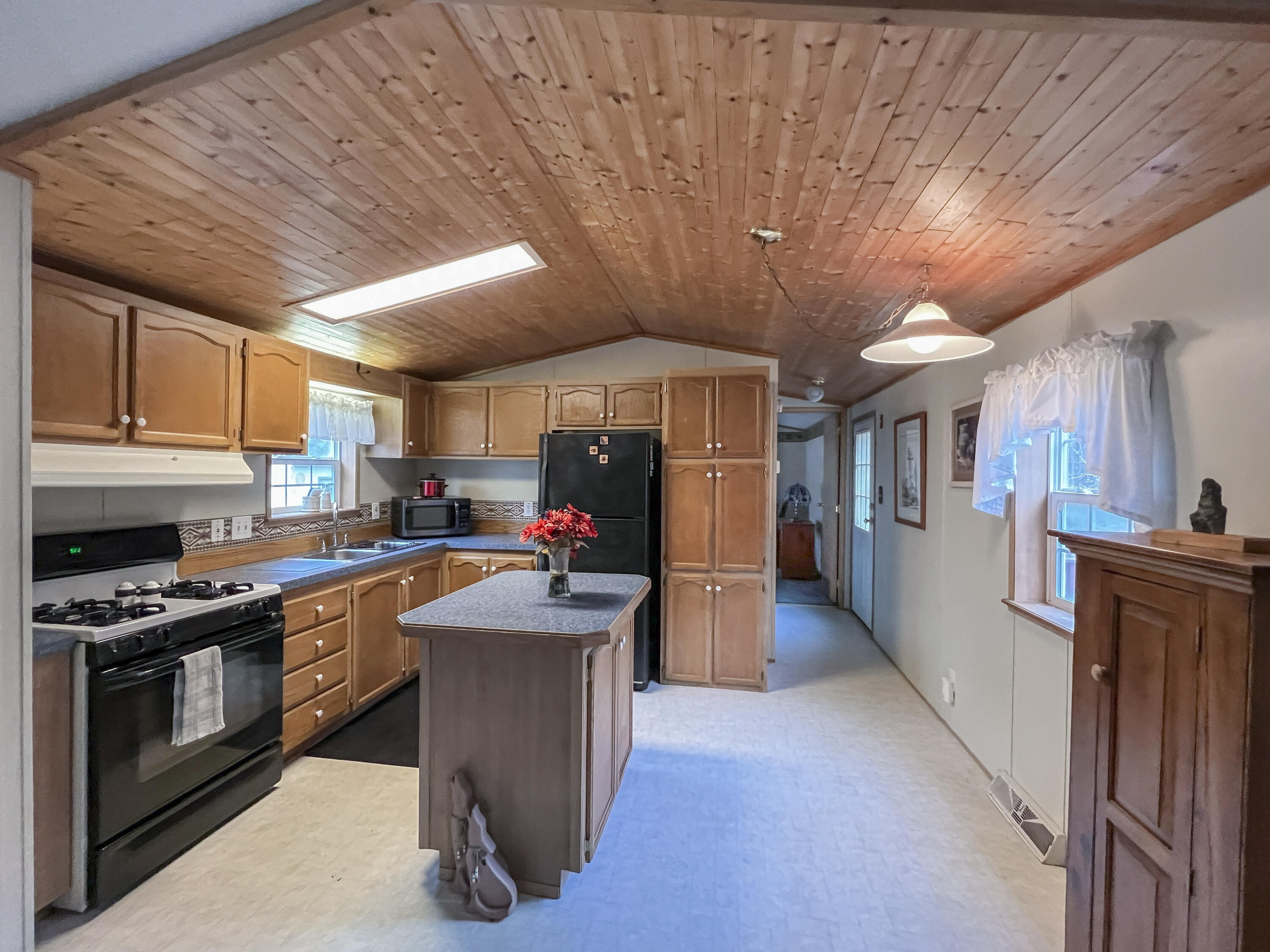 148 Tiger Hill Road Poland, ME 04274 - Photo 34 of 42 Interior-3 (2)