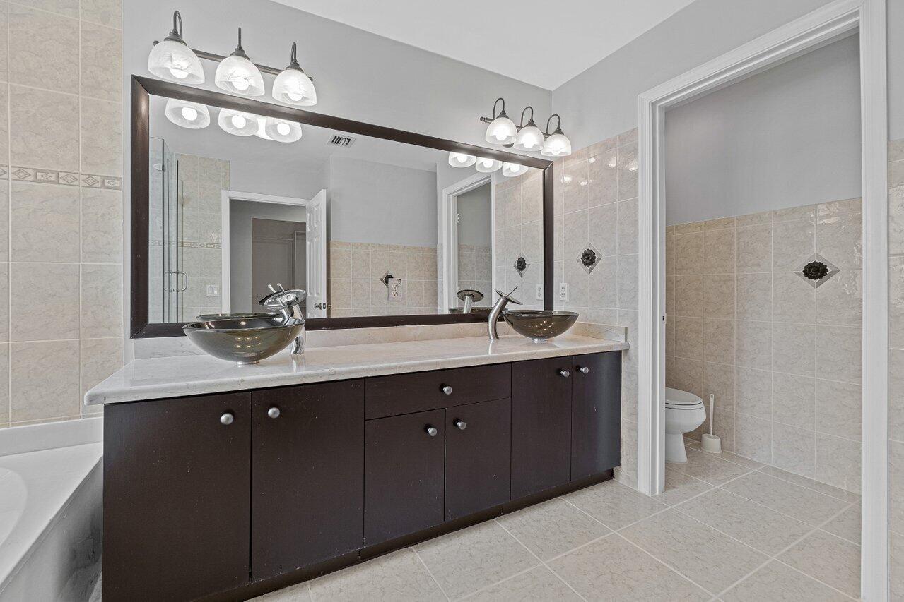 6366 Longboat Lane West, Unit 105 Boca Raton, FL 33433 - Photo 20 of 31 020-6366LongboatLaneWest-BocaRaton-FL-33