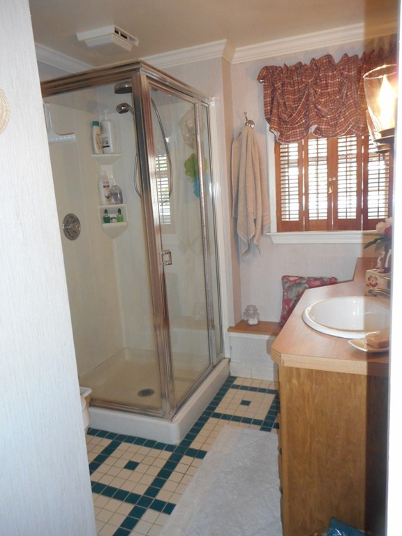 8 Walcott Road Beverly, MA 01915 - Photo 11 of 24 Gallery Image 11