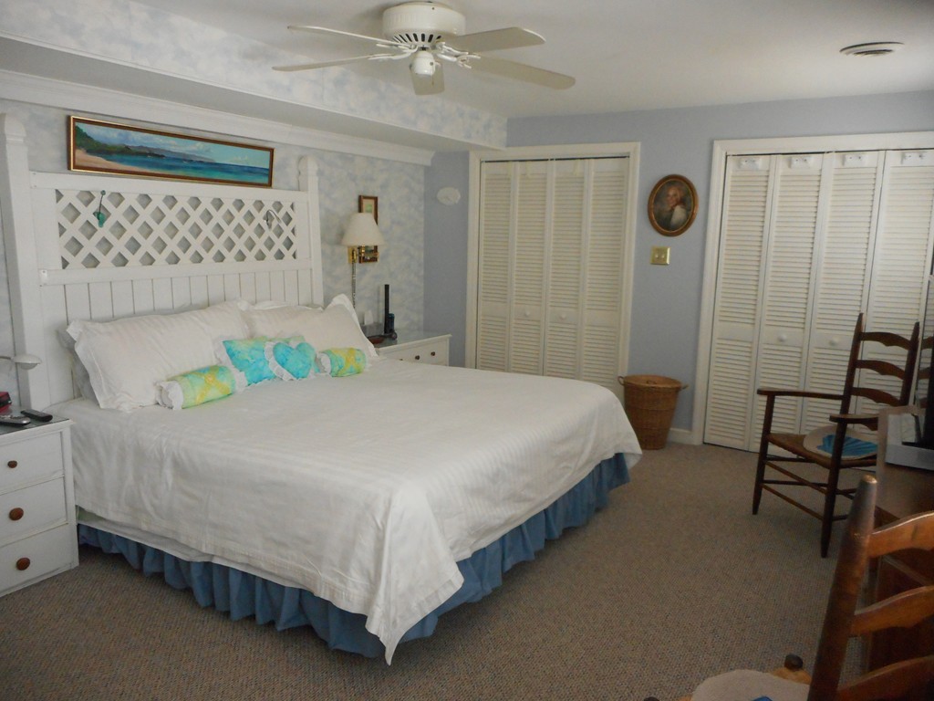 8 Walcott Road Beverly, MA 01915 - Photo 9 of 24 Gallery Image 9