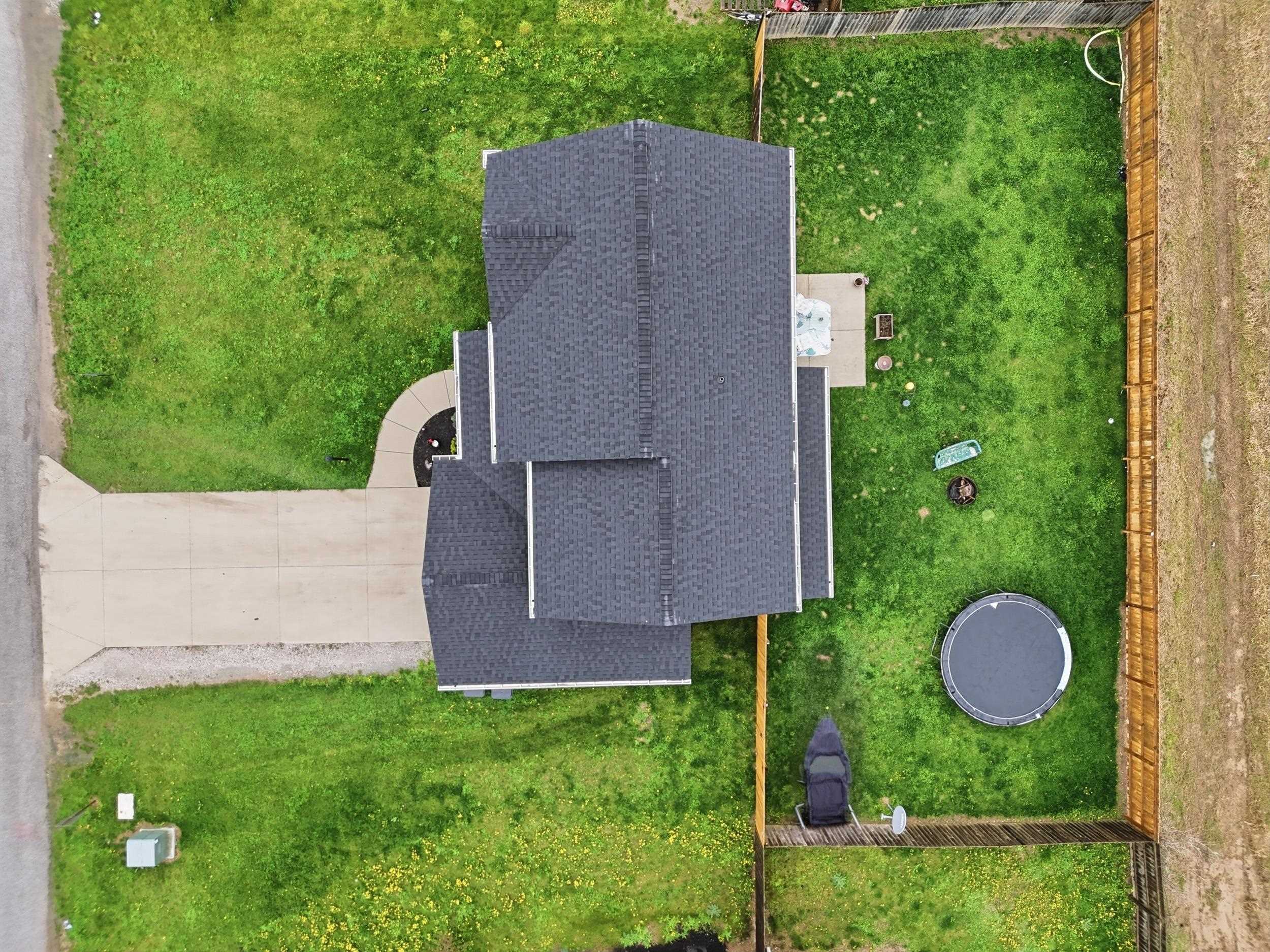 309 Todd Street Topeka, IN 46571 - Photo 5 of 34