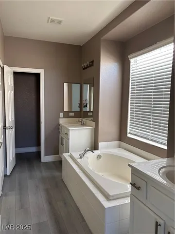 $529,999 | 4906 Quartz Crest Street, North Las Vegas, NV 89081