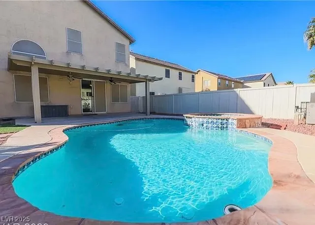 $529,999 | 4906 Quartz Crest Street, North Las Vegas, NV 89081
