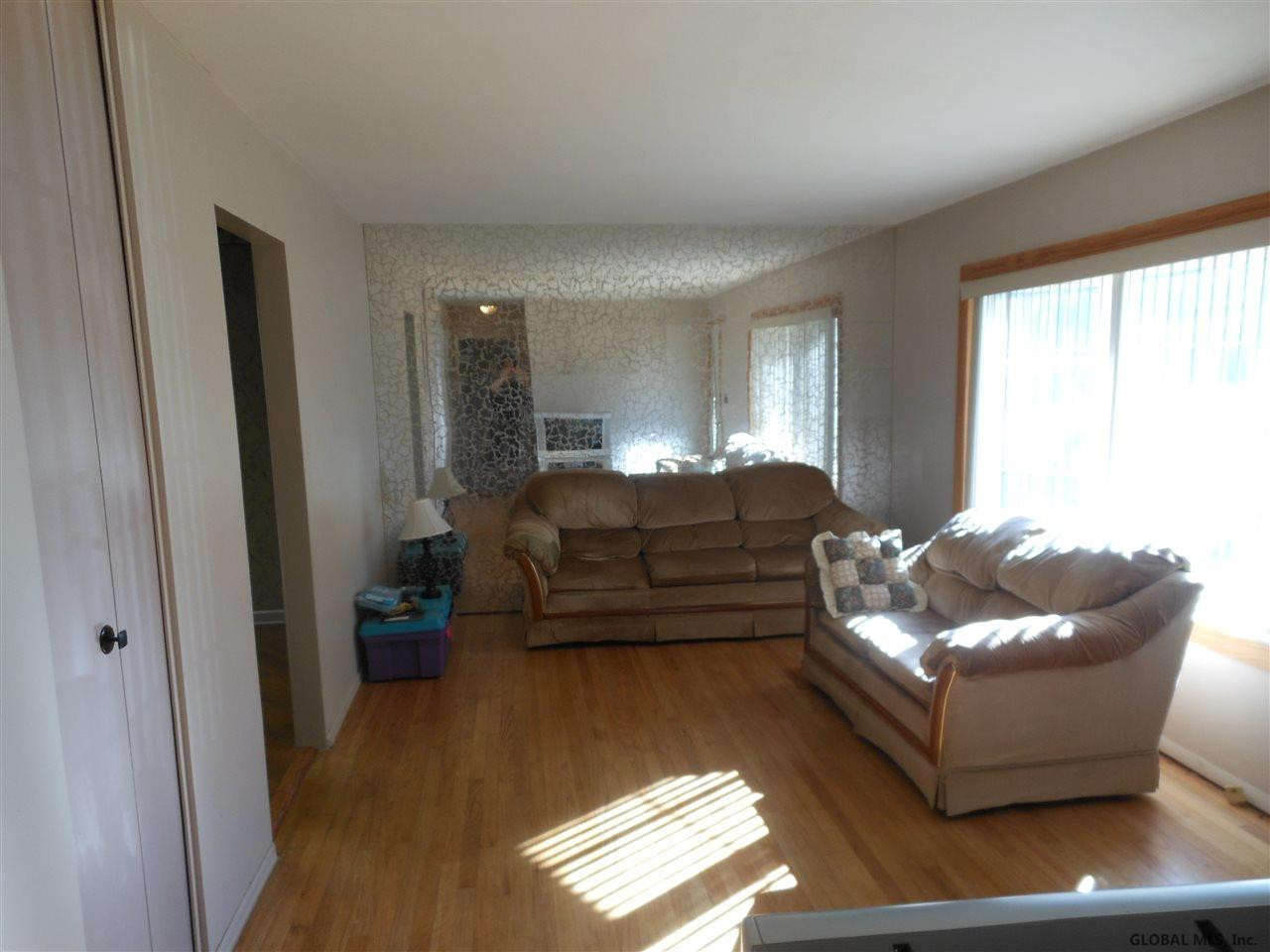 55 Lansing Road North Schenectady, NY 12304 - Photo 11 of 12 Photo 11
