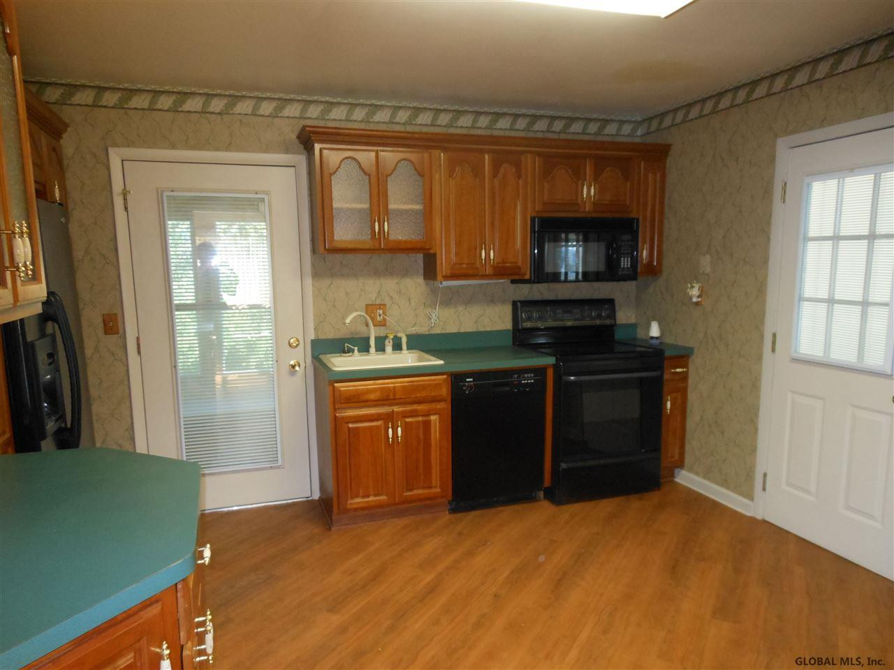 55 Lansing Road North Schenectady, NY 12304 - Photo 2 of 12 Photo 2
