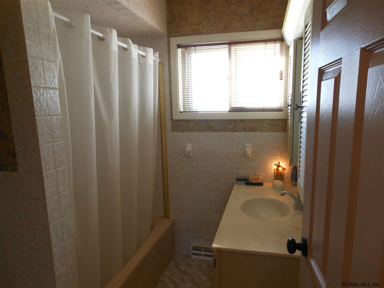 55 Lansing Road North Schenectady, NY 12304 - Photo 10 of 12 Photo 10