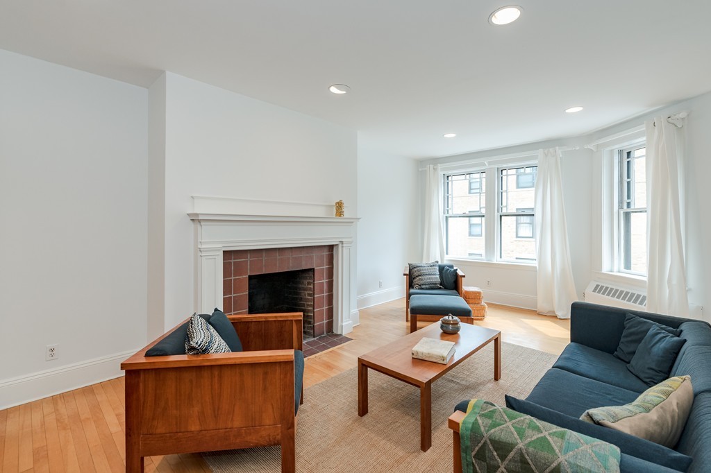 2 Newport Road, Unit 5 Cambridge, MA 02140 - Photo 2 of 13