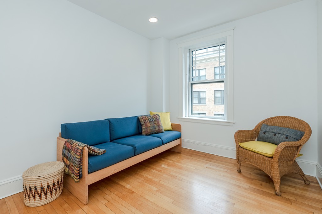 2 Newport Road, Unit 5 Cambridge, MA 02140 - Photo 5 of 13