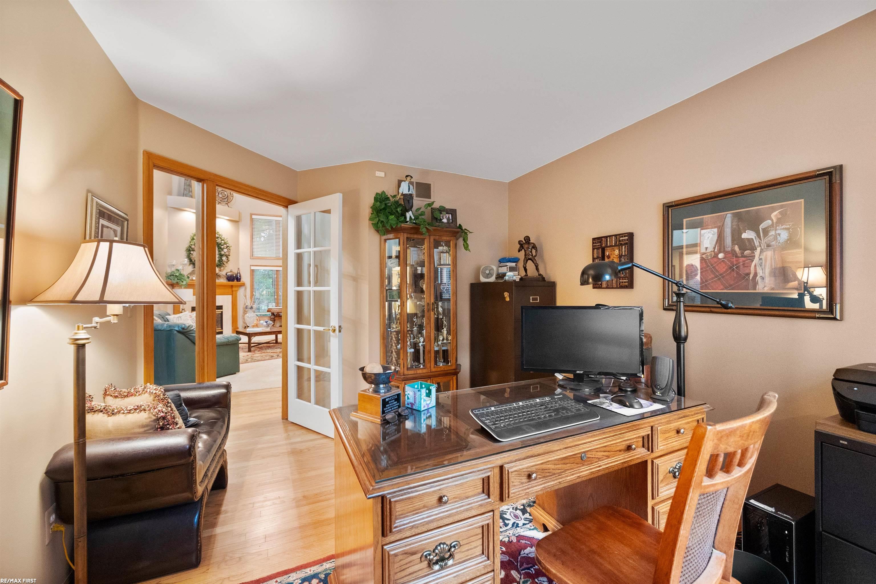 528 Misty Brook Lane Rochester Hills, MI 48307 - Photo 15 of 63