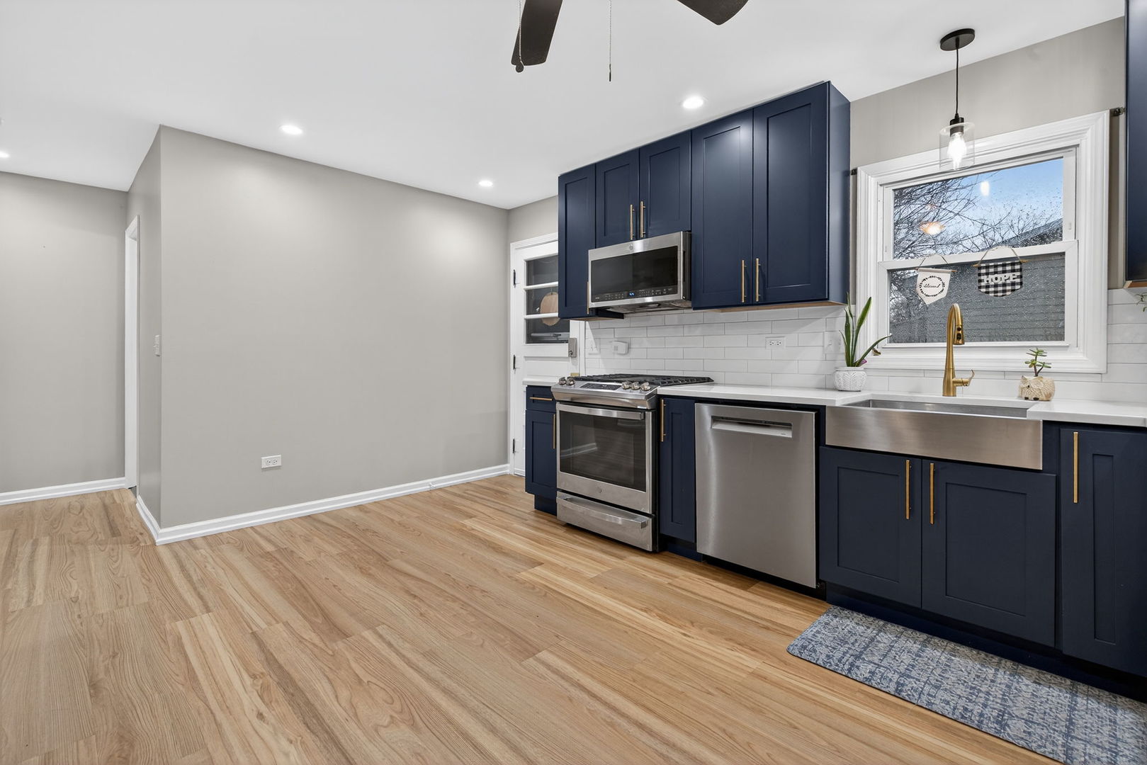 1111 North Cedar Road New Lenox, IL 60451 - Photo 6 of 32