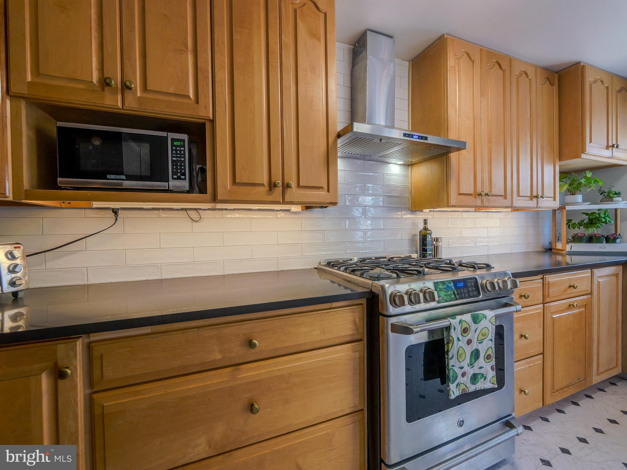 854 Gainsboro Road Drexel Hill, PA 19026 - Photo 19 of 45