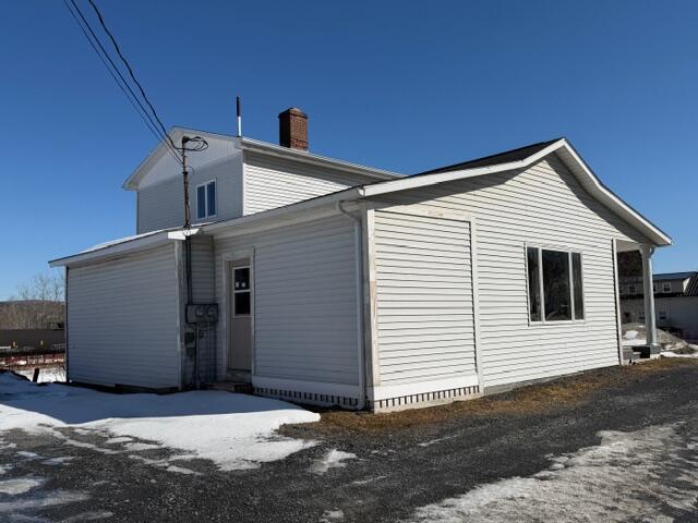 586 Main Street Madawaska, ME 04756 - Photo 4 of 29 586 Main St late March early April (10)