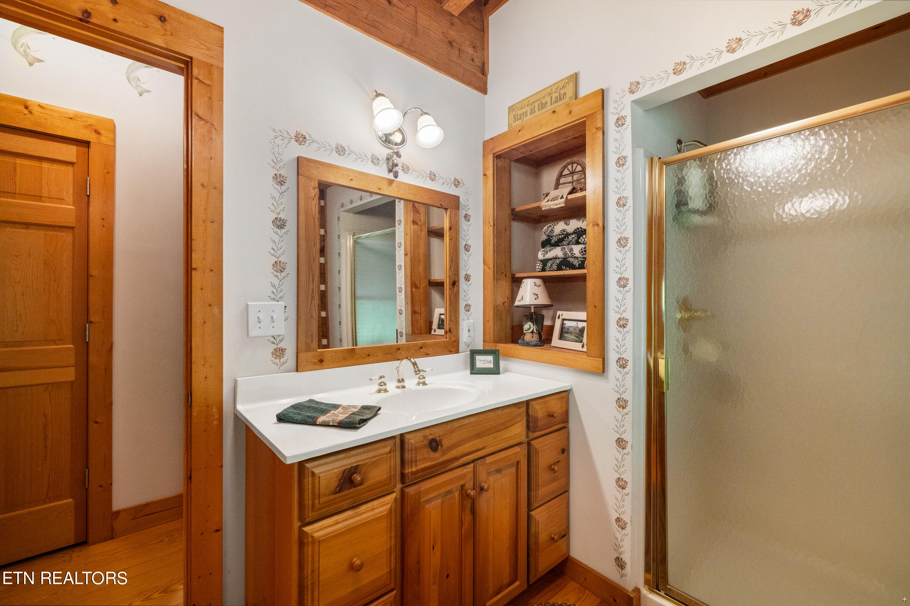 190 Ridgeview Circle Sharps Chapel, TN 37866 - Photo 28 of 58 Guest bath