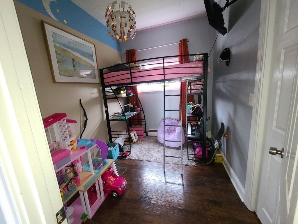 22 Swindells Street Fall River, MA 02723 - Photo 9 of 37 Gallery Image 9