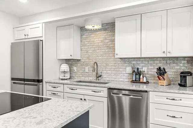 $1,550,000 | 2 Phillips Pond Road, Unit 2, Natick, MA 01760