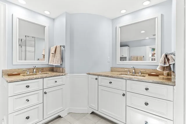 $1,550,000 | 2 Phillips Pond Road, Unit 2, Natick, MA 01760