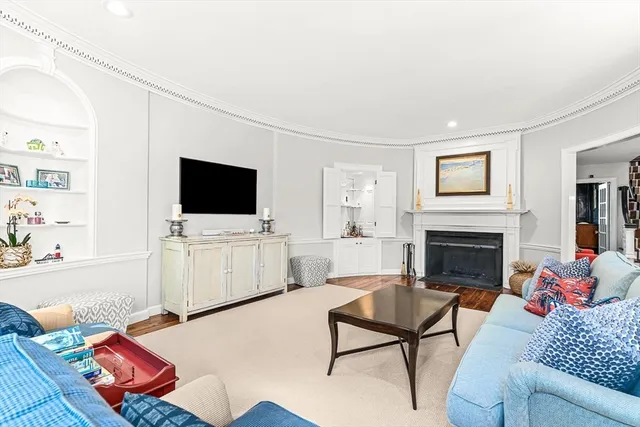 $1,550,000 | 2 Phillips Pond Road, Unit 2, Natick, MA 01760