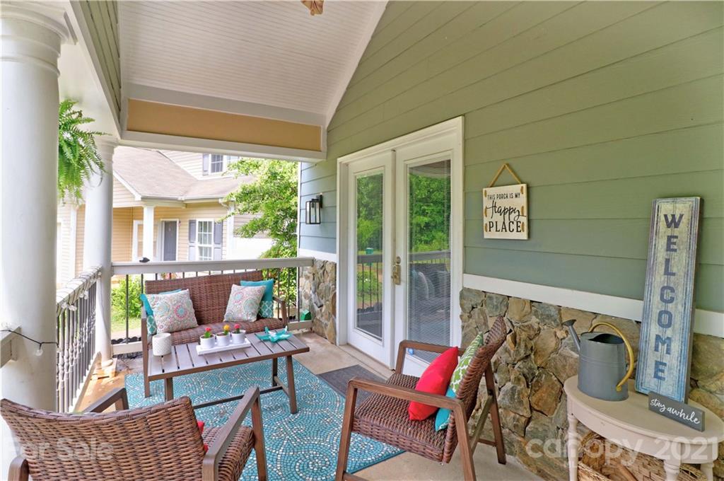 8116 Pozzi Road Charlotte, NC 28216 - Photo 3 of 48 Gallery Image 3