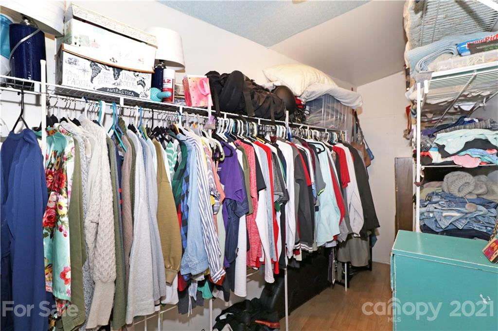 8116 Pozzi Road Charlotte, NC 28216 - Photo 23 of 48 Gallery Image 23