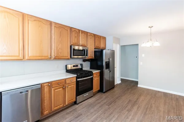 $339,900 | 11 Wells Fargo Court, St. Peters, MO 63376