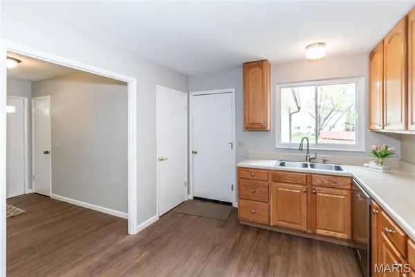 $339,900 | 11 Wells Fargo Court, St. Peters, MO 63376