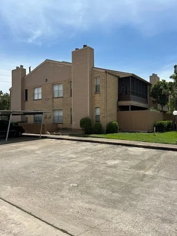 $150,000 | 10555 Turtlewood Court, Unit 2111, Houston, TX 77072