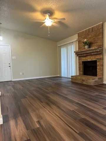 $150,000 | 10555 Turtlewood Court, Unit 2111, Houston, TX 77072