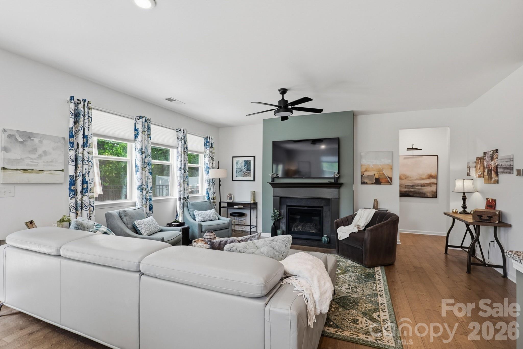 1825 Shelbourne Way Fort Mill, SC 29707 - Photo 4 of 31