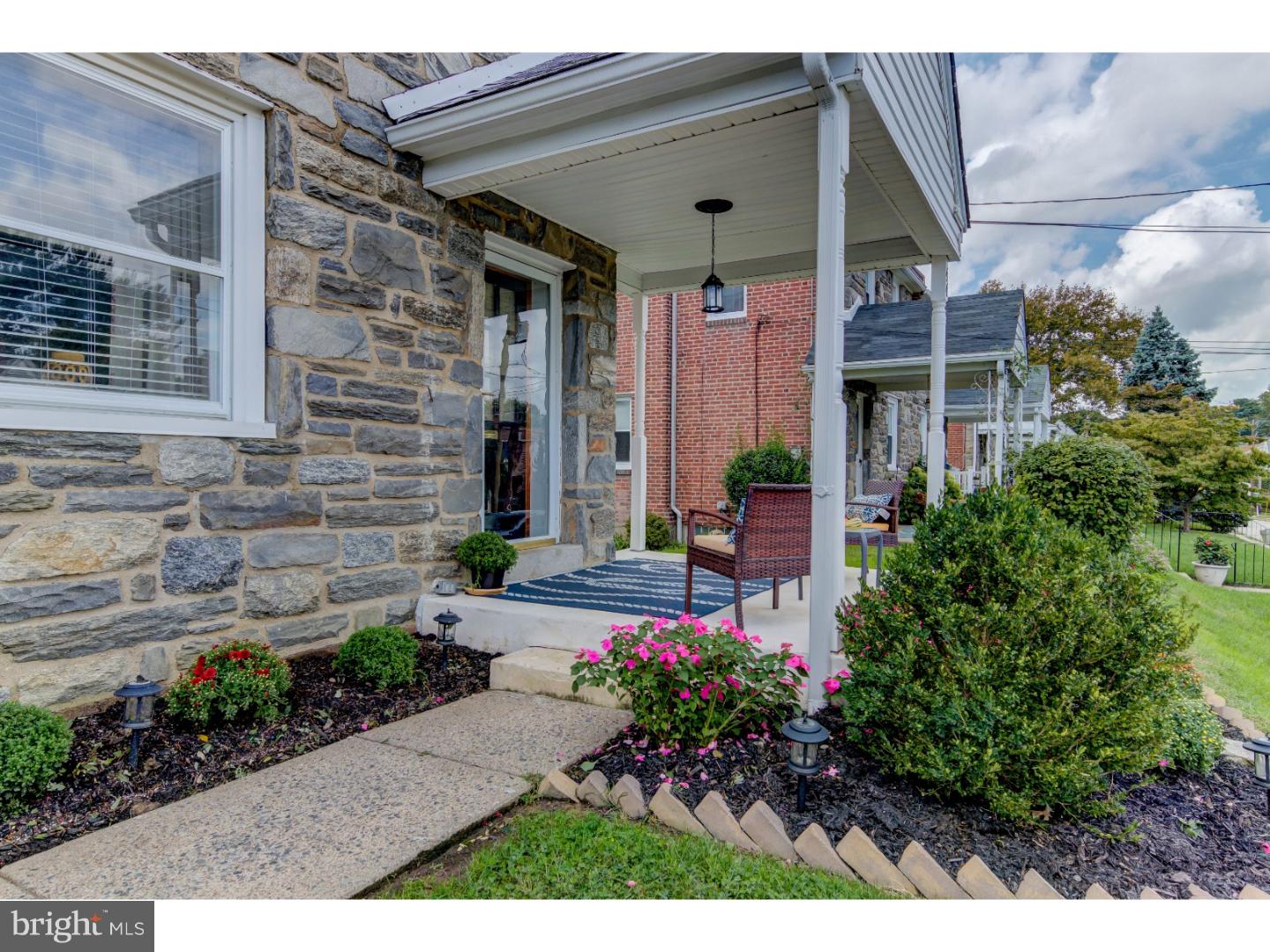 44 Woodbine Road Havertown, PA 19083 - Photo 3 of 25