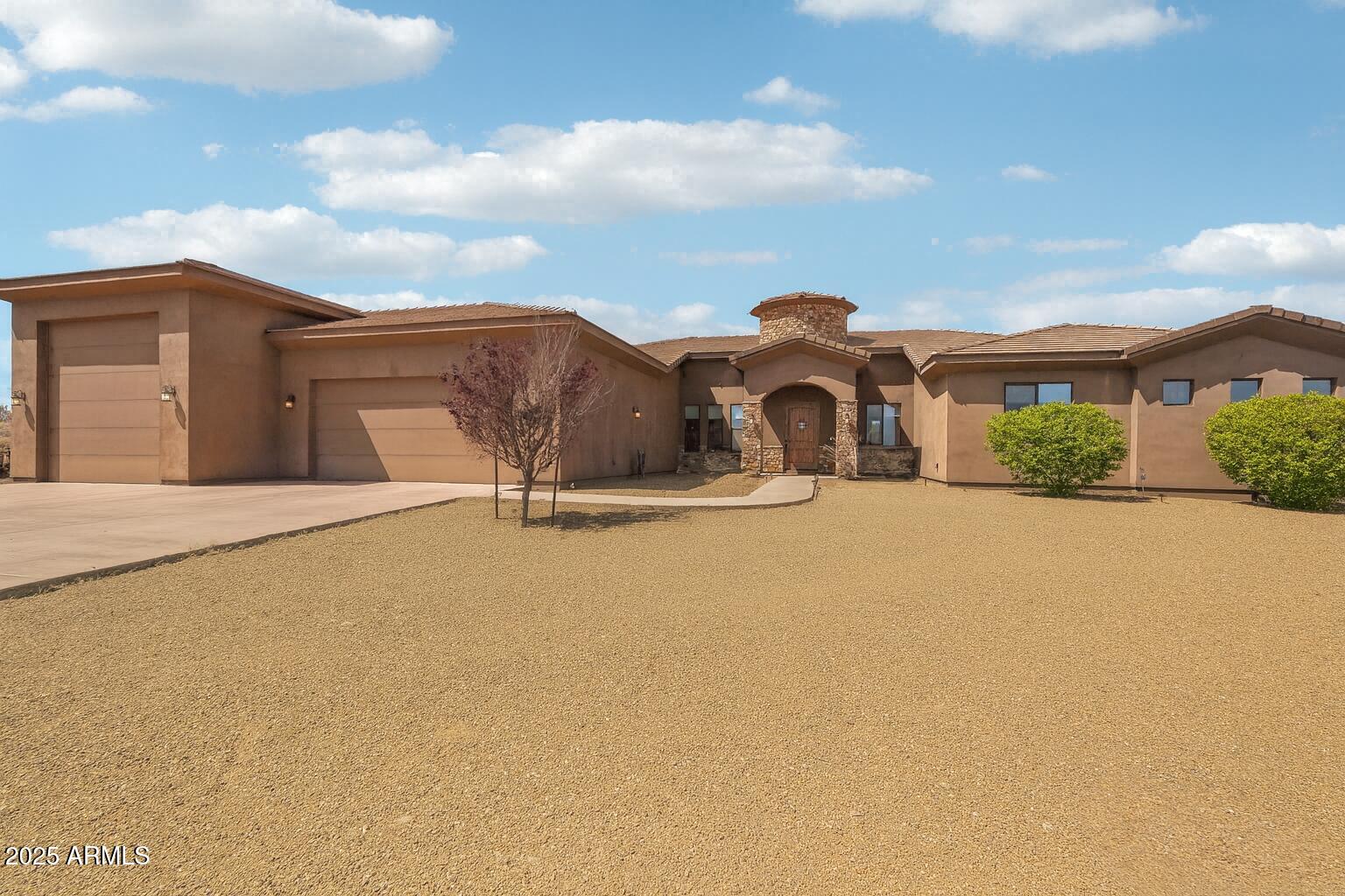 15035 East Countryside Road Mayer, AZ 86333 - Photo 1 of 37