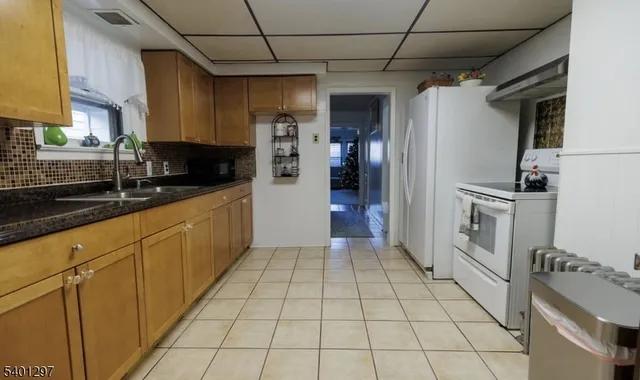 $420,000 | 622 Tremont Avenue, Orange, NJ 07050