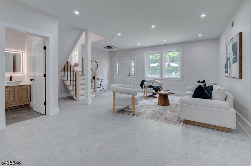 896 Union Valley Road West Milford, NJ 07480 - Photo 12 of 36
