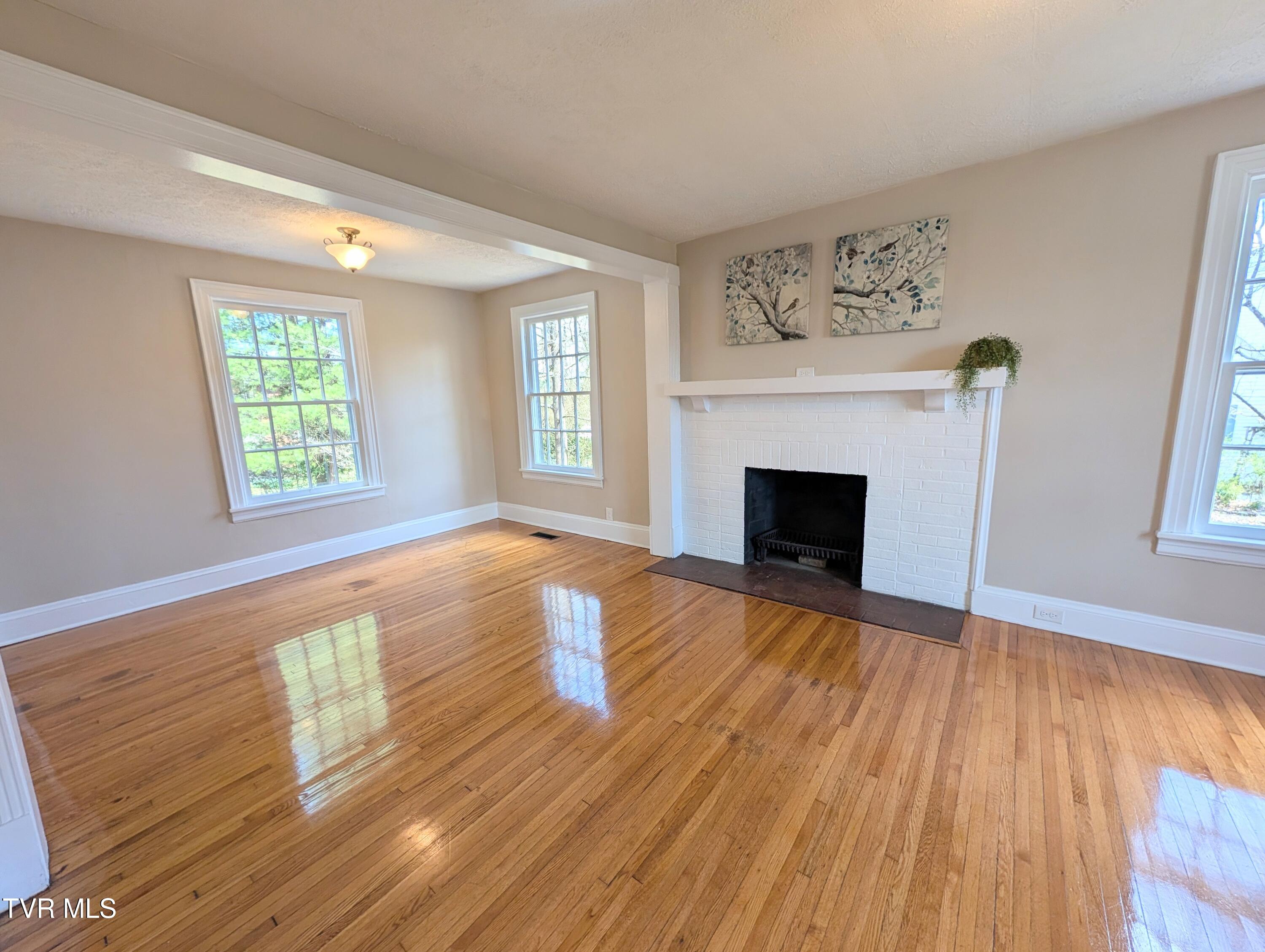 1027 Columbia Road Bristol, TN 37620 - Photo 6 of 23 PXL_20260401_185844423