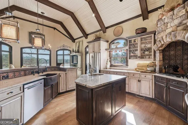 $3,375,000 | 1691 Lighthouse Circle, Greensboro, GA 30642