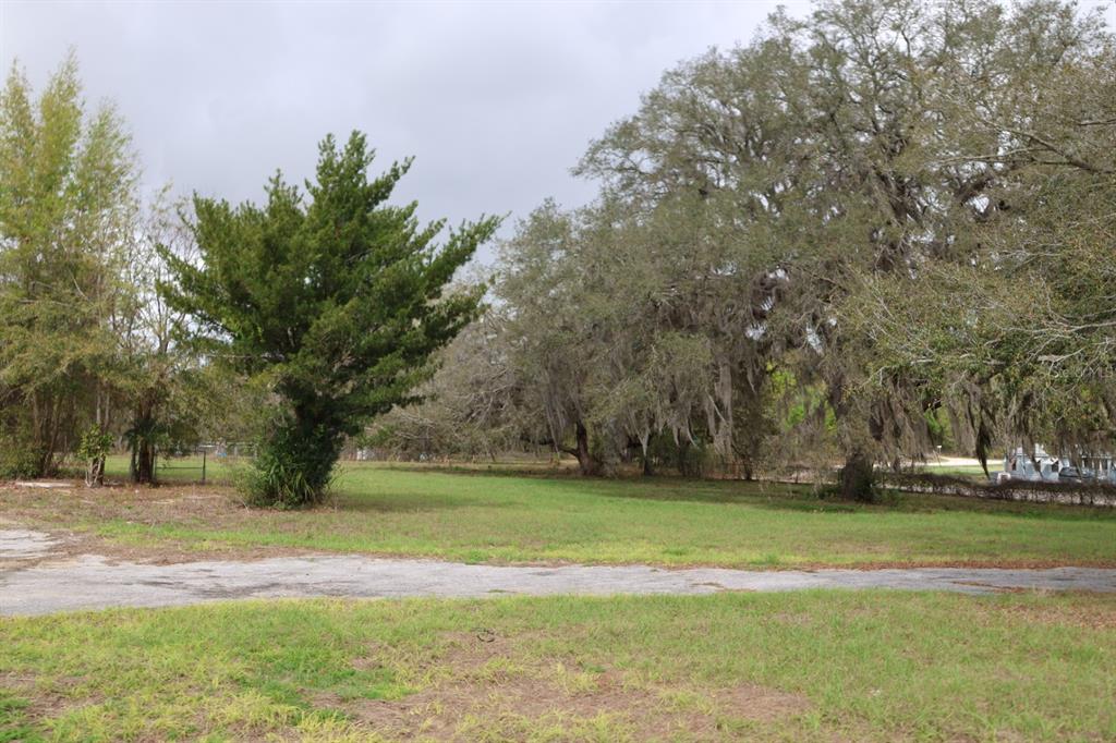 11234 Southeast 121st Lane Road Belleview, FL 34420 - Photo 16 of 23