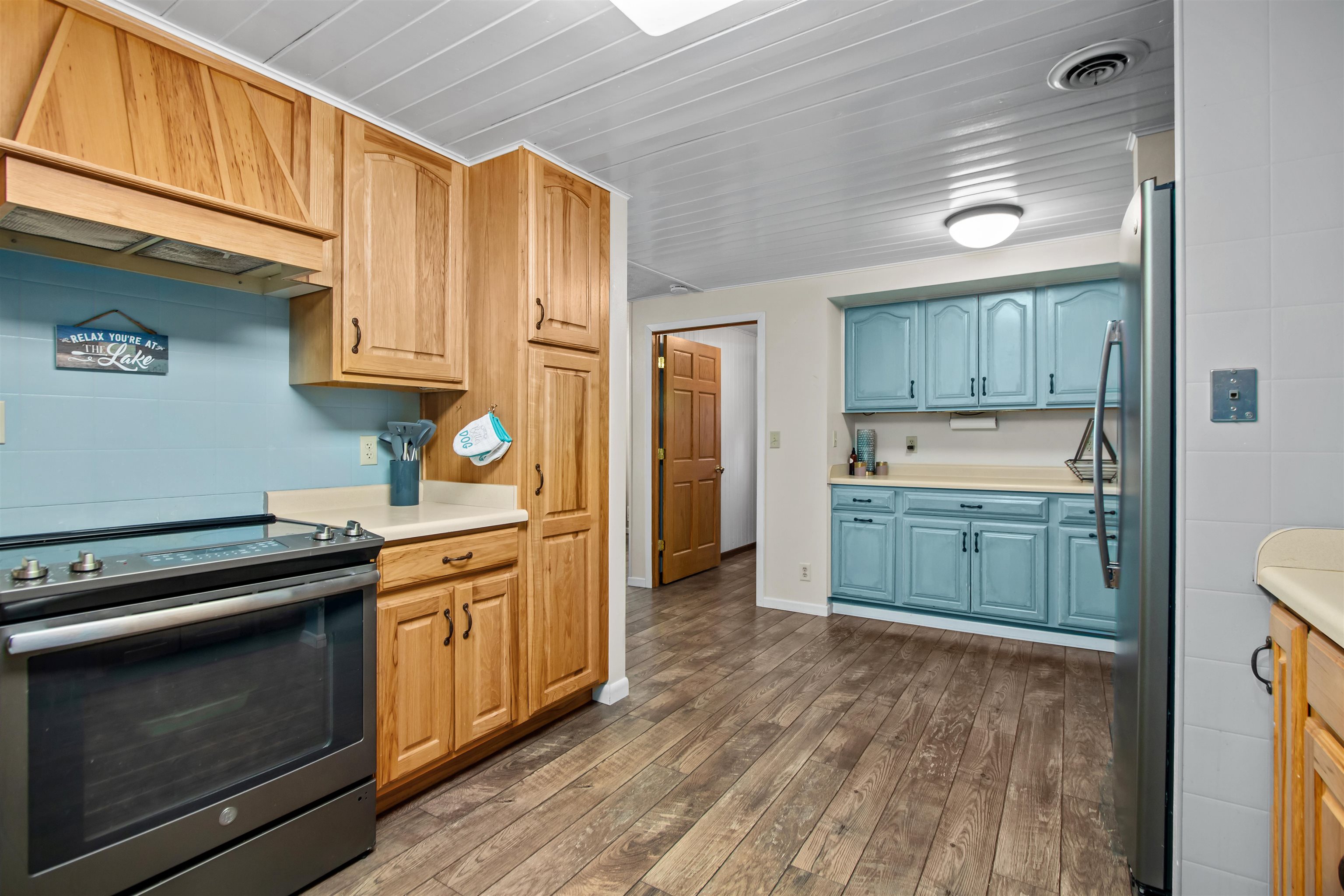 9806 Highland Park Road Highland, WI 53543 - Photo 16 of 56