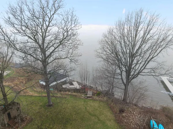 $685,000 | 9806 Highland Park Road, Highland, WI 53543