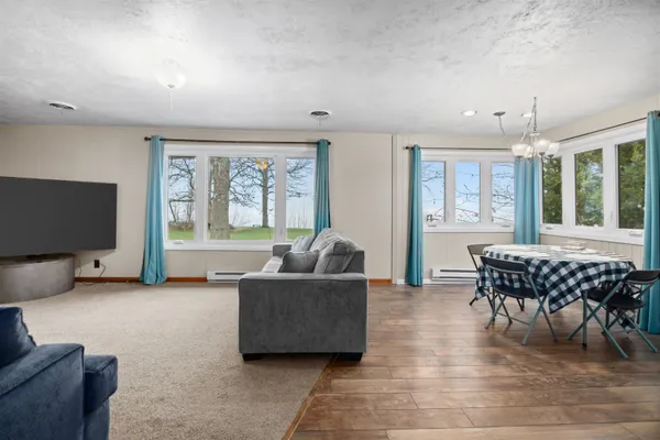 $685,000 | 9806 Highland Park Road, Highland, WI 53543