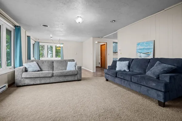 $685,000 | 9806 Highland Park Road, Highland, WI 53543